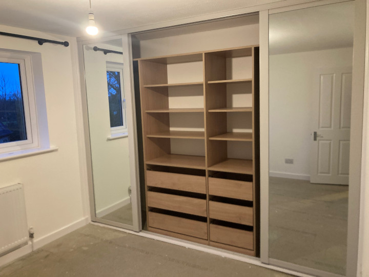 Bespoke fitted wardrobes, Fairford Glos, made to measure wardrobes Cirencester Glos, stairs made and installed in Cirencester