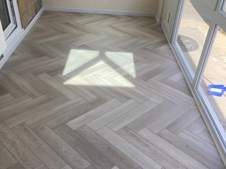 Laminate flooring company Fairford